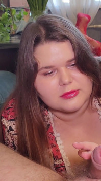 Punheta intensa da madrasta e provocando até o orgasmo com porra