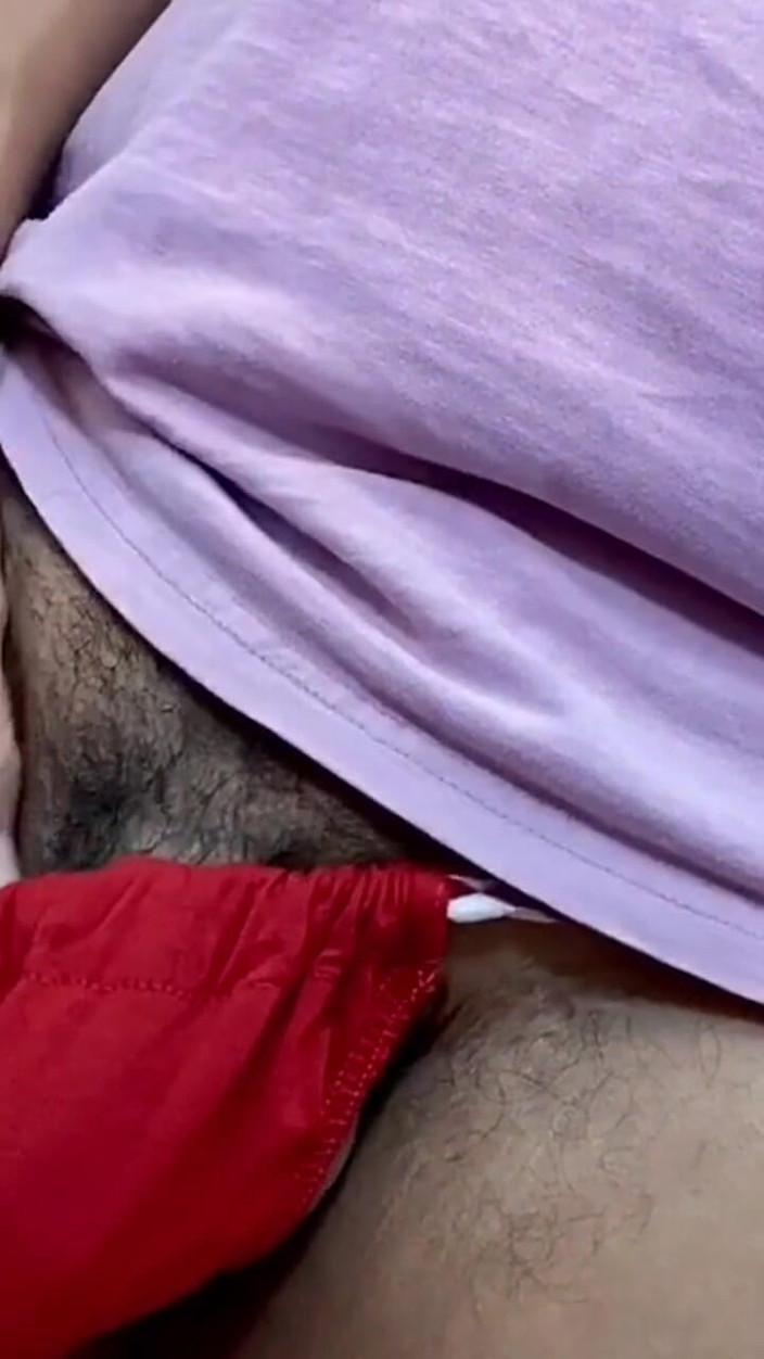 UnderXiaoQiang: Хтось купив мені цю пару нижньої білизни і запитав мене, чи можу я одягнути для нього