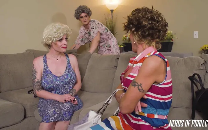Transglamour: The Golden T-Girls: A Trans MILF Parody