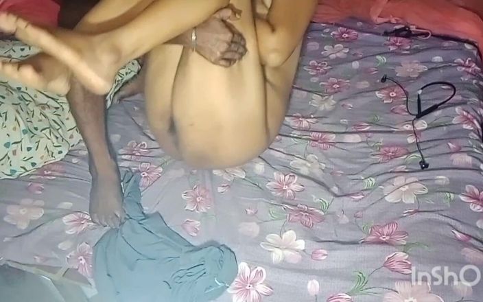 Desisupar93: प्रिया भाभी नया सेक्स वीडियो