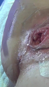 8 Mycket Tätt Spridda Fitta Knullar Med Dildo Och Glas