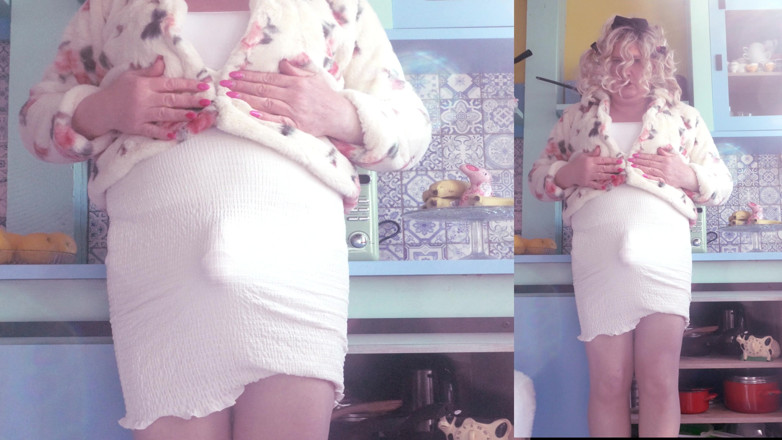 Trans fur bitch: Futa transgirl con tetas grandes y polla de 3 centímetros baila...