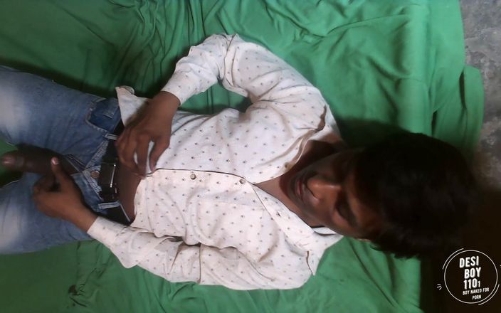Indian desi boy: Indian Boy Pee and Cum Porn Video
