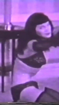 Bettie Page Showgirl Vintaj Ditemui (Filem Penuh)