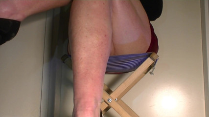 MisS Angel: Frontal and hard heel tapping makes calf jiggling