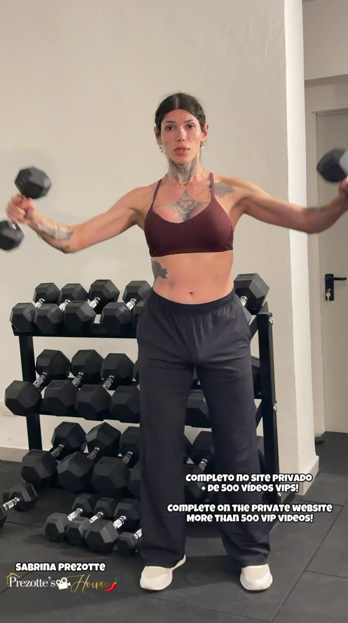 Sabrina Prezotte: Ven conmigo a jugar en el gimnasio, suscríbete ahora y...
