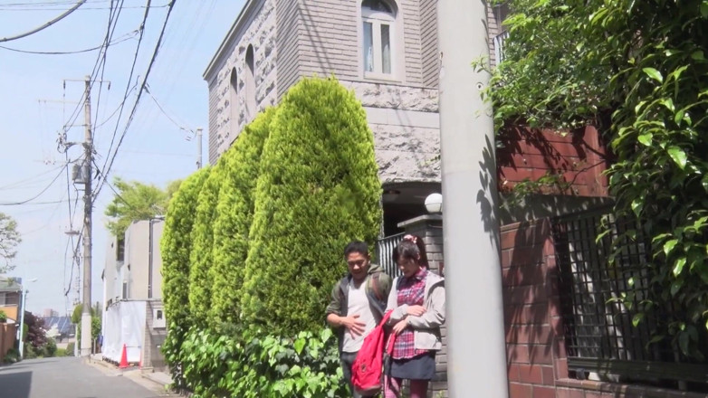Caribbeancom: Japanese MILF and her first crampie