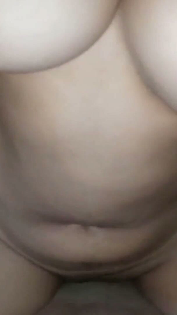 Amrita32: ホットなインドデシの義理の兄弟と義姉のホットセックス