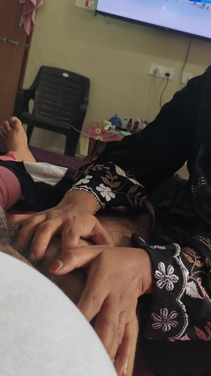 Sajjas: สาวเตลูกูมุสลิมอินเดียกับ patien