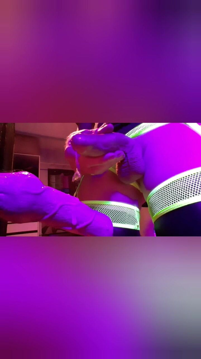 Cassandra_Ladzi: Сексуальна білизна з великим членом