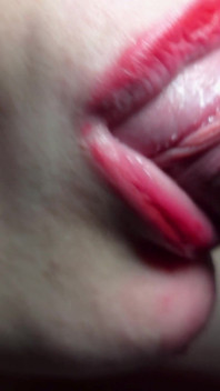 클로즈업: 자지를 입에 사정하게 만드는 관능적인 빨간 입술! 최고의 리얼 오럴 오럴 Asmr