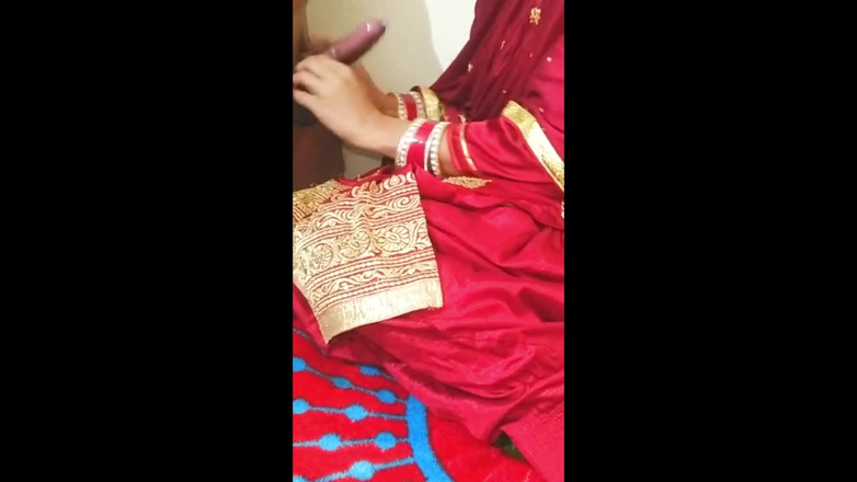 Parihema: Marido Le Da a Su Esposa El Coño De Alquiler...