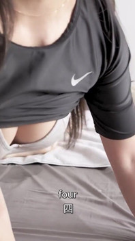 Gym Babe Oil Body Onani med enorm kuk manlig docka - JOI