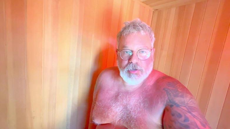 Hand-Free-Daddy-Chub: Sauna Urso na Noruega brincando com meu pau grande e...