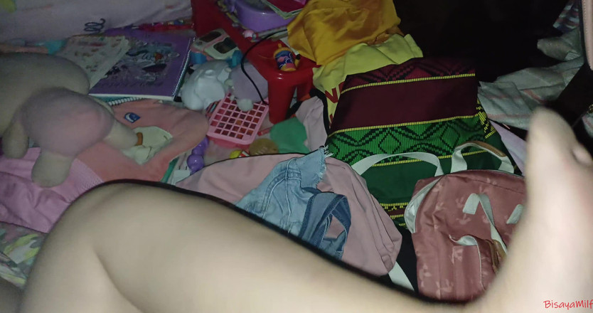 BisayaCouple29: A voz doce da gordinha milf se afoga no hum...