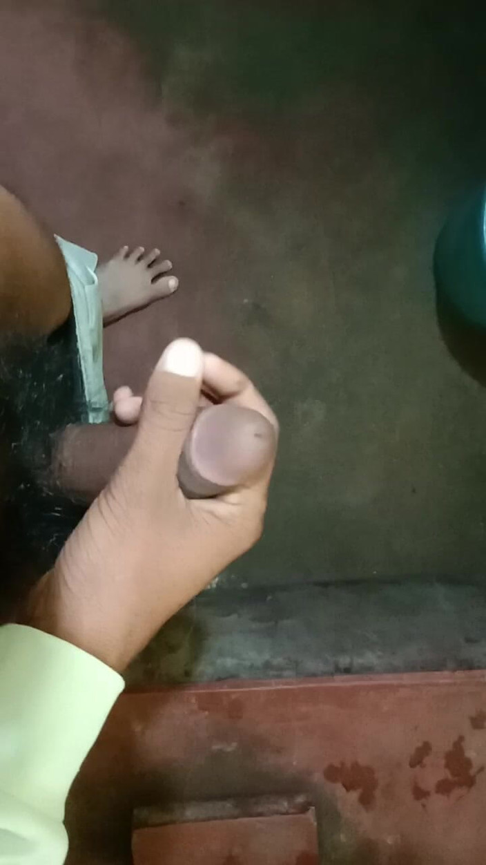 Kala Desi: Estoy sentado solo temblando