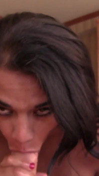 Petite amateur Latina loves a hard cock in her mouth