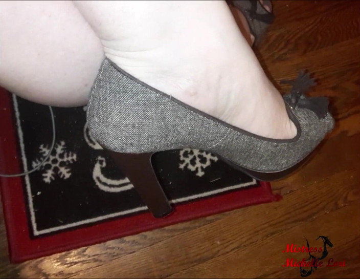 MistressMichelleLori: Brown heels