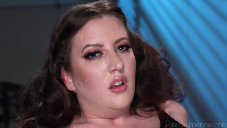 FilthyFemdom: Cornuta Dalla Sua Fottuta Macchina Da Scopata Con Cherry Torn