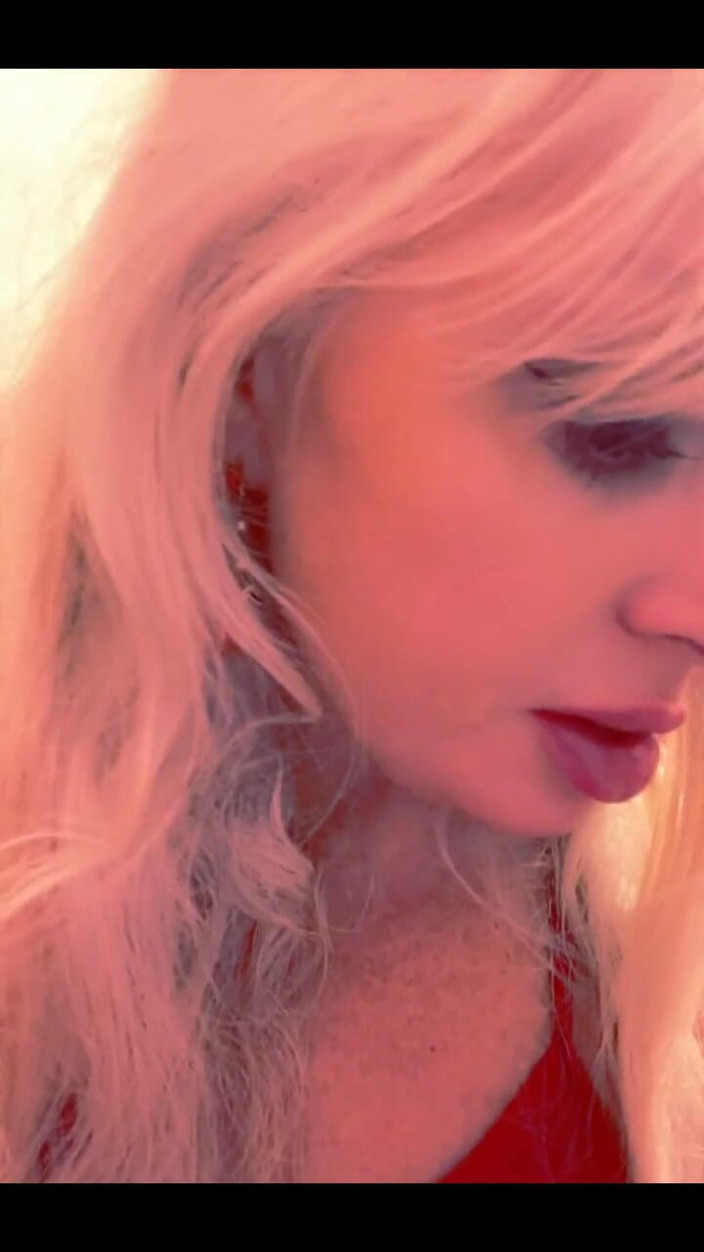 PaintedRose: Последняя из жадных киски на ночь