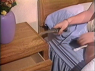 BiFantasy: Amator bisex party at home with straigths curious and the...