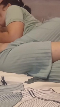 Il Patrigno Mi Scopa Bene in Bocca E Ti Lascia Andare in Bocca E Ingoio Sperma
