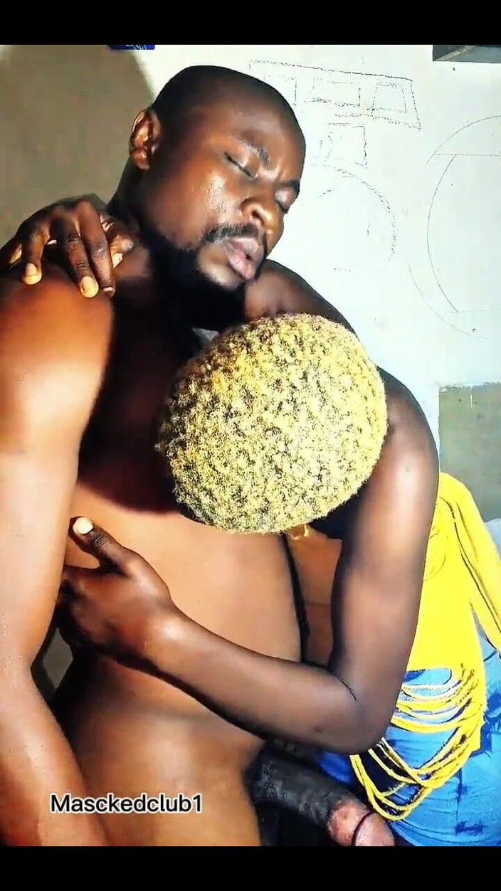 Masckedclub: Couple Having Sex, Standing Having Fun with Dance Blow Job....