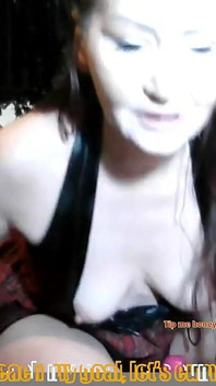 Squirt Directly in Cam Playing with Dolce Toy Lovense