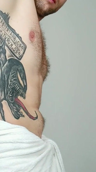 Un campione di tatuaggi