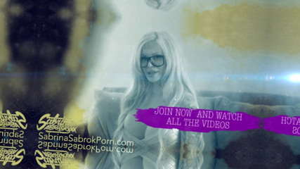 Sabrina Sabrok: 見事な金髪からのずさんなフェラチオ