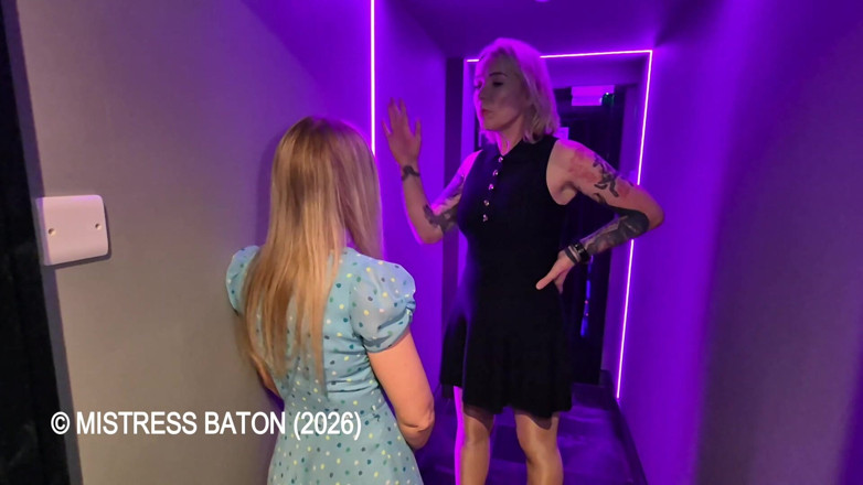 MistressBaton: Cake Fear