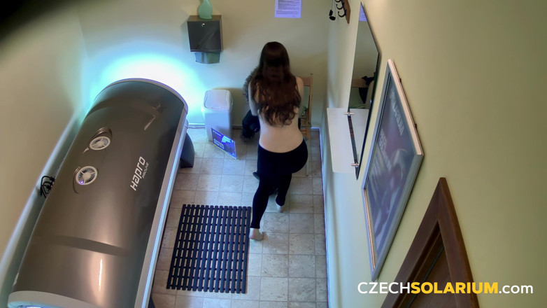 Czech Solarium: Czech Solarium 154: Brunette Gives Us One Last Show