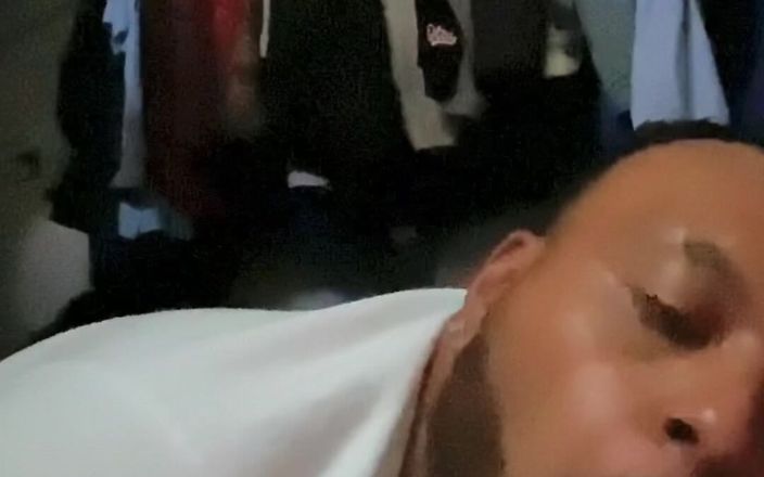SloppyToppy: Amigos hetero marido me convida para adorar ele