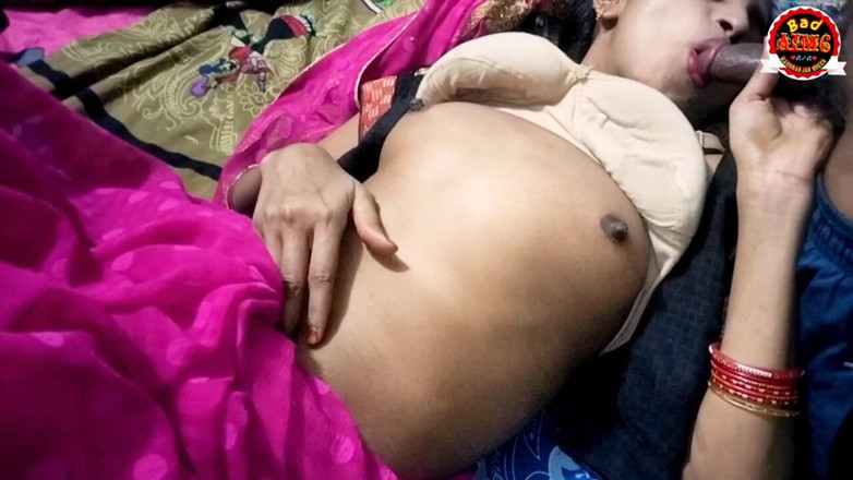 BadAim6: Badaim6 Hot Indian Desi Bua Ke Ghar Jaane Apni Choti...