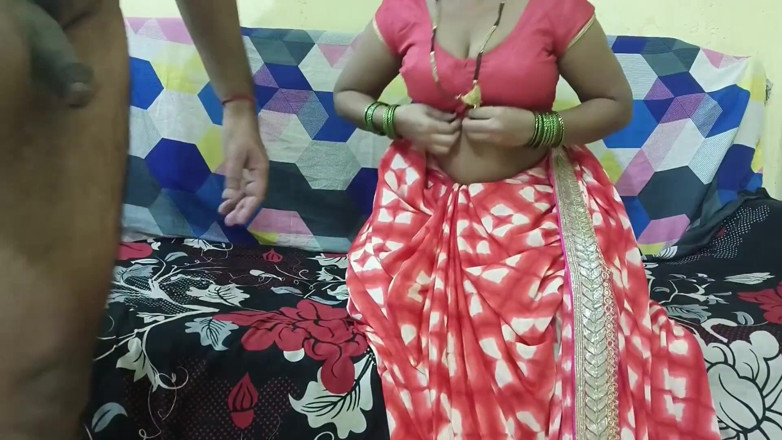 Mumbai Ashu: Devar와 섹스하는 인도 Bhsbhi Saree 섹스