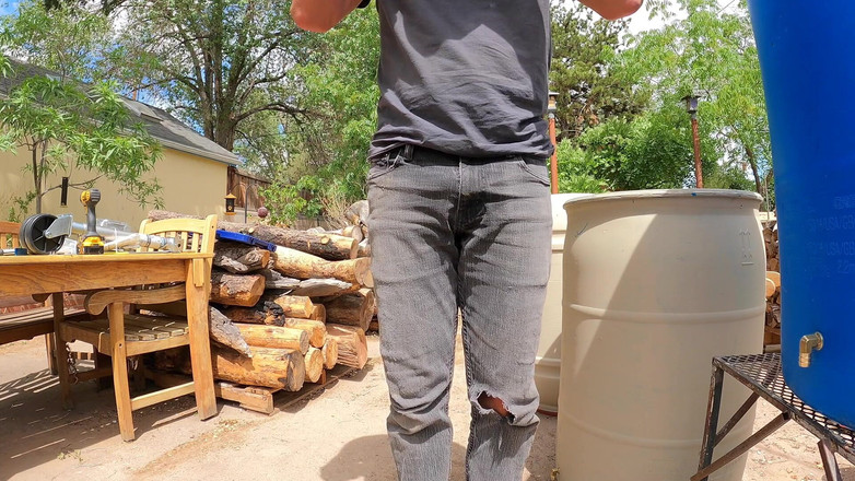 Lapetus: Một ngày làm việc tại sân = quần jean ngâm với...