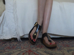 Lady Victoria Valente: Vrtěcí show s plochými pantoflemi