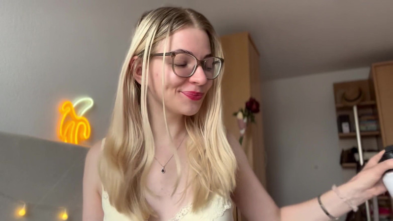 Goddess_Bella_Rae: Tại sao phụ nữ tìm thấy beta đàn ông kinh tởm