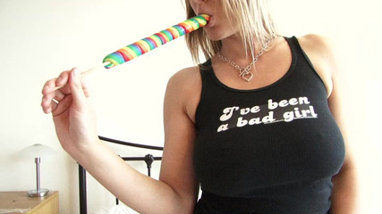 Perv Milfs n Teens: Dobrá studentka se pokazí - perverzní milfky a teenky