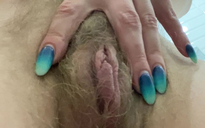 Hairy couple: 舔毛茸茸的腋窝