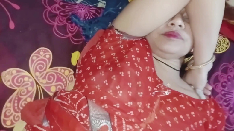 Village studio: Indická Desi Těsná kundička hardcore sex video, indická sexy holka...