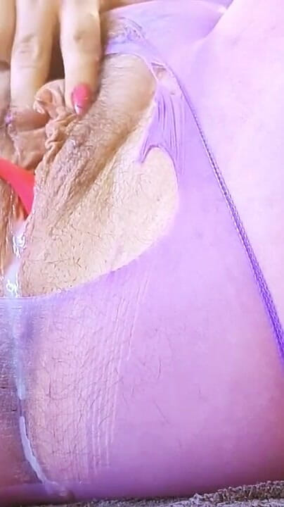 Iwazsoaking: Il Pomeriggio in Collant Di Betty