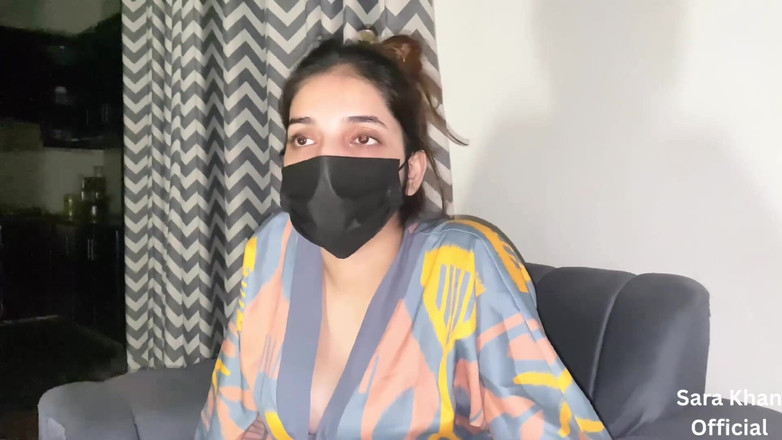 Sarakhan: Mă întâlnesc în secret cu iubitul meu la miezul nopții