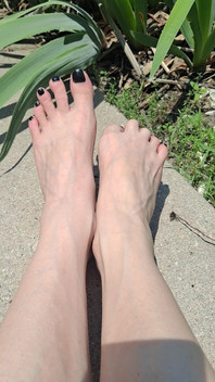 Bright Bulging Veins Fit for a Vampire