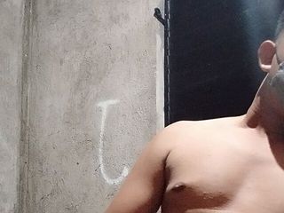 Tyler Nestle: Tante seksi ke collab di mana kamu g?