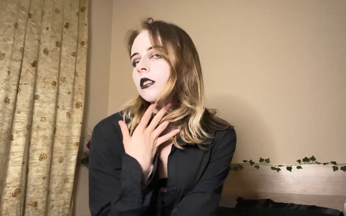 MilaPixie: Goth Pixie Shadow Bed - Fishnet Strip to Wild Dildo Ride