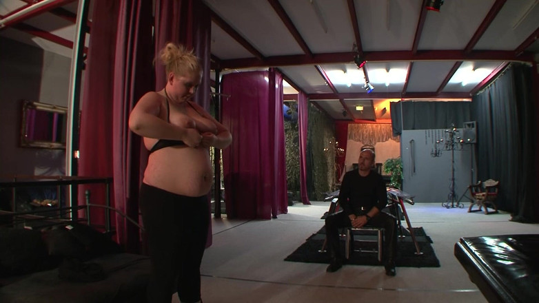 Absolute BDSM: BDSM - Public Humiliation for Anal-gagged Slave Girl
