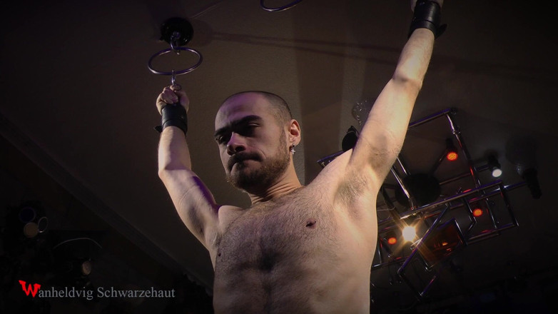 Wanheldvig: Zeus Chose the Flogger Wheel of Fortune Ass Spanking