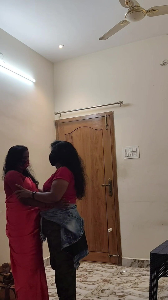 Thesana: Kakak ipar dientot