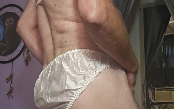 Fantasies in Lingerie: Kouřila bys mi ptáka, zatímco mám na sobě tyhle?
